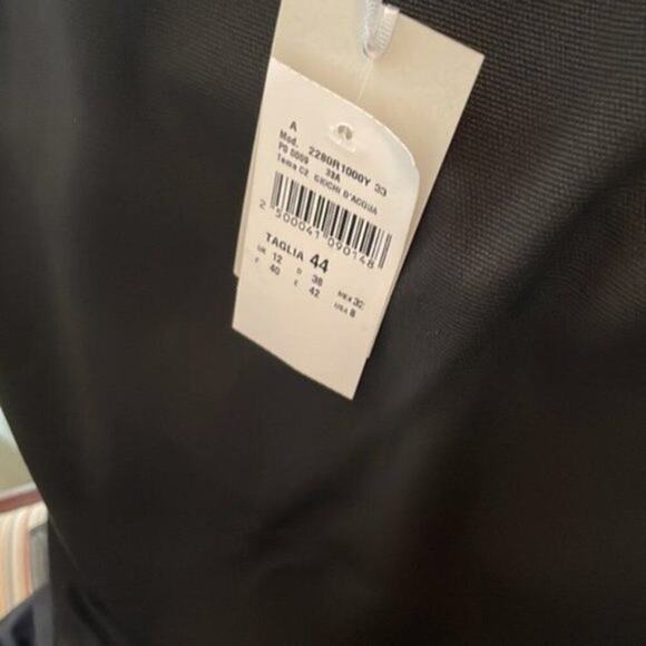 Diana Gallesi sleeveless black top - Picture 7 of 7